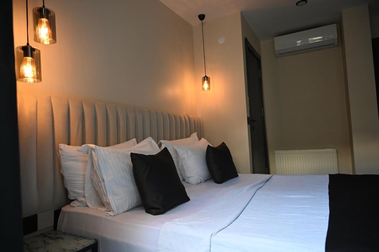 Main Airport Hotel Arnavutkoy Exteriör bild