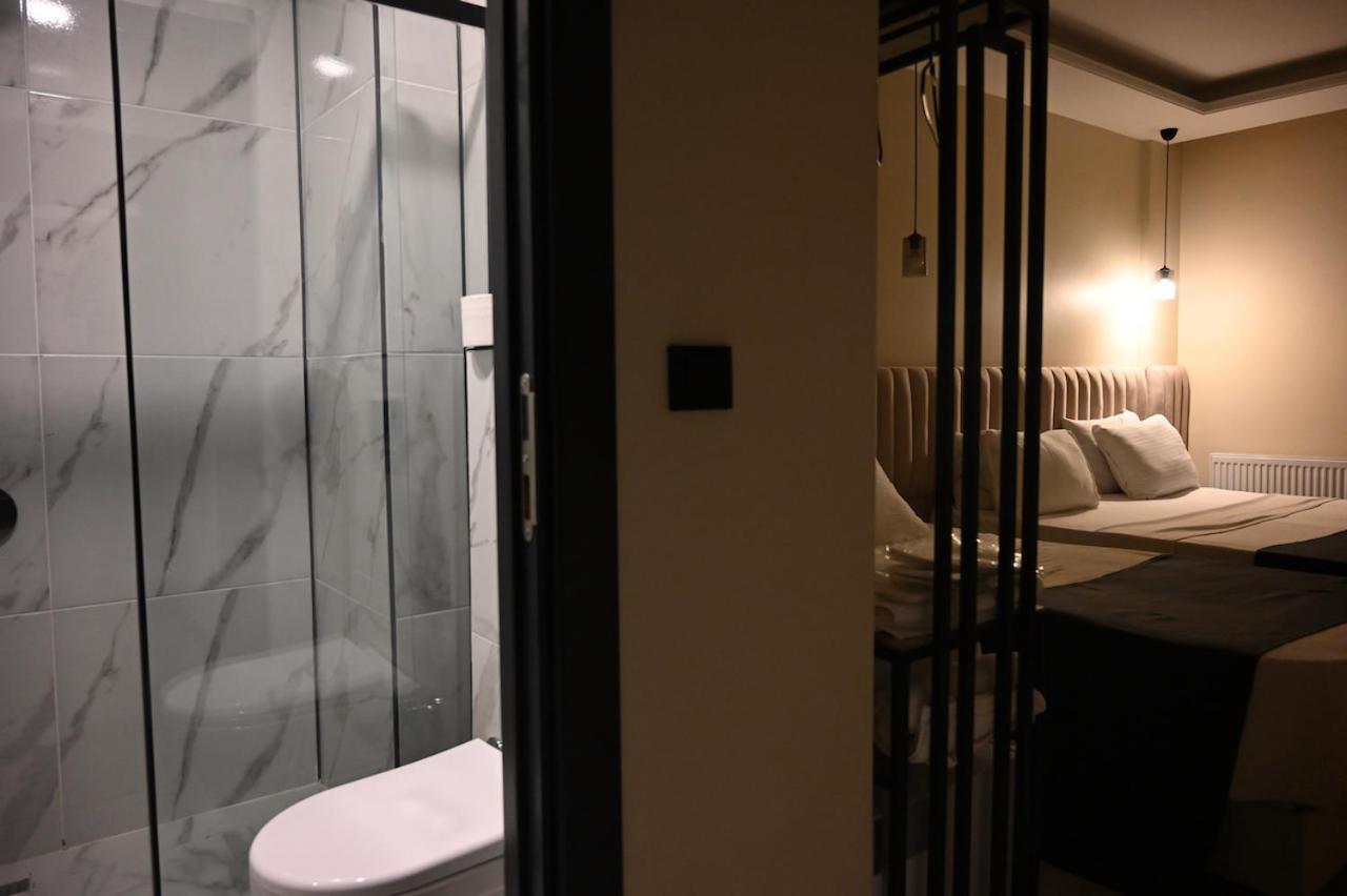 Main Airport Hotel Arnavutkoy Exteriör bild